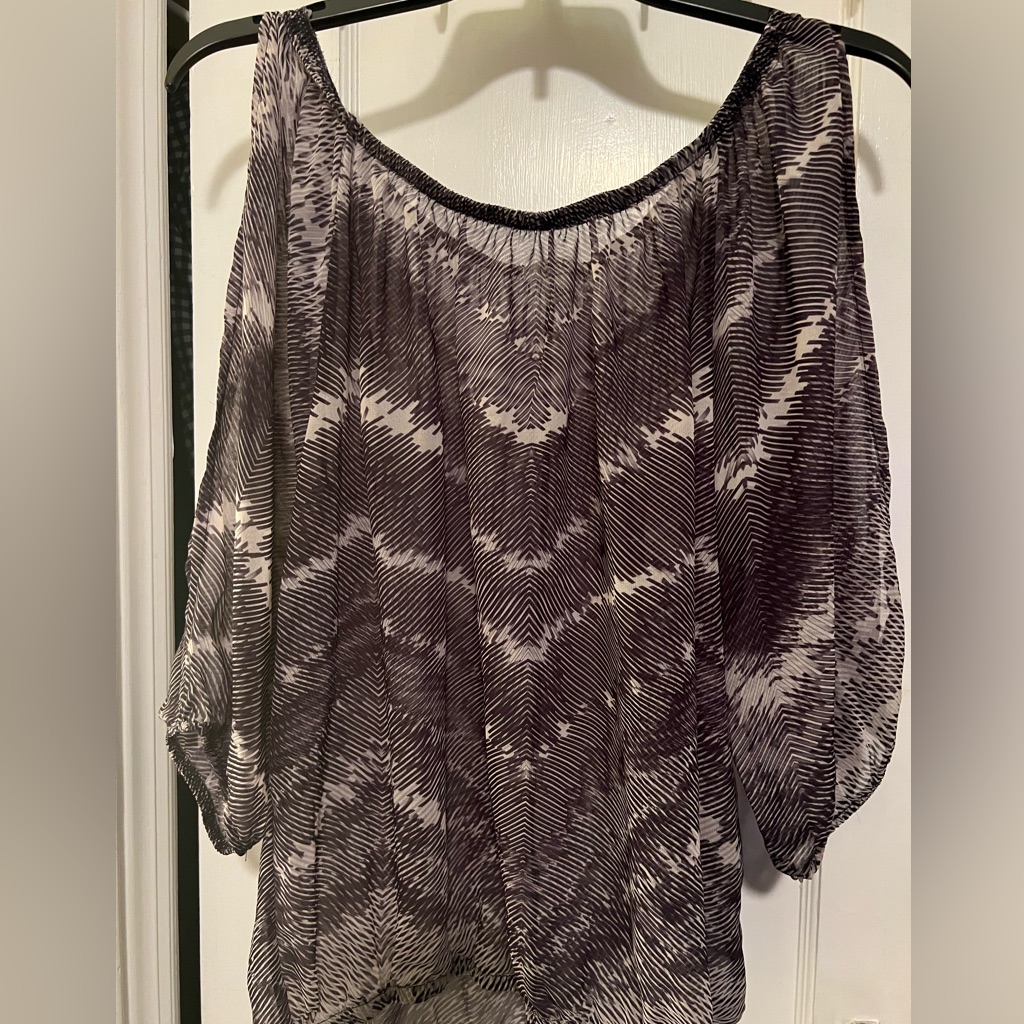 Cache Grey Patterned Cold Shoulder Blouse